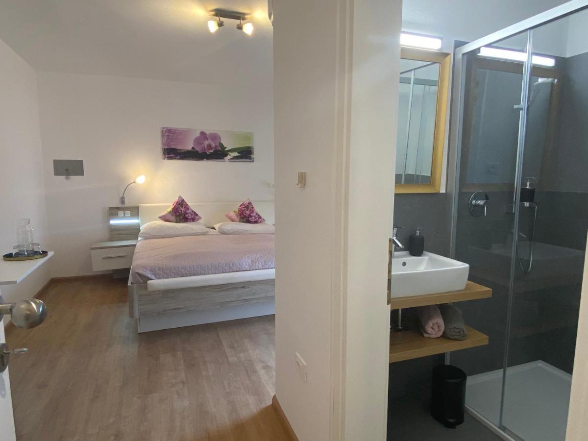 Hotel Garni Vinea Montis แตร์เมโน ภายนอก รูปภาพ