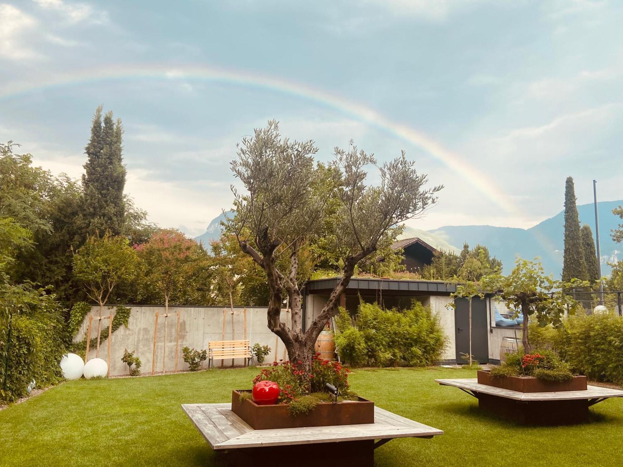Hotel Garni Vinea Montis แตร์เมโน ภายนอก รูปภาพ