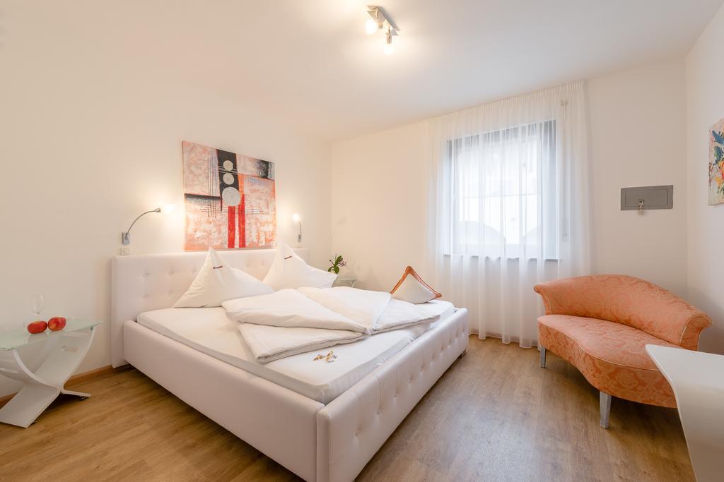 Hotel Garni Vinea Montis แตร์เมโน ภายนอก รูปภาพ